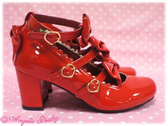 Enamel Chelsea Ribbon Shoes by Angelic Pretty
