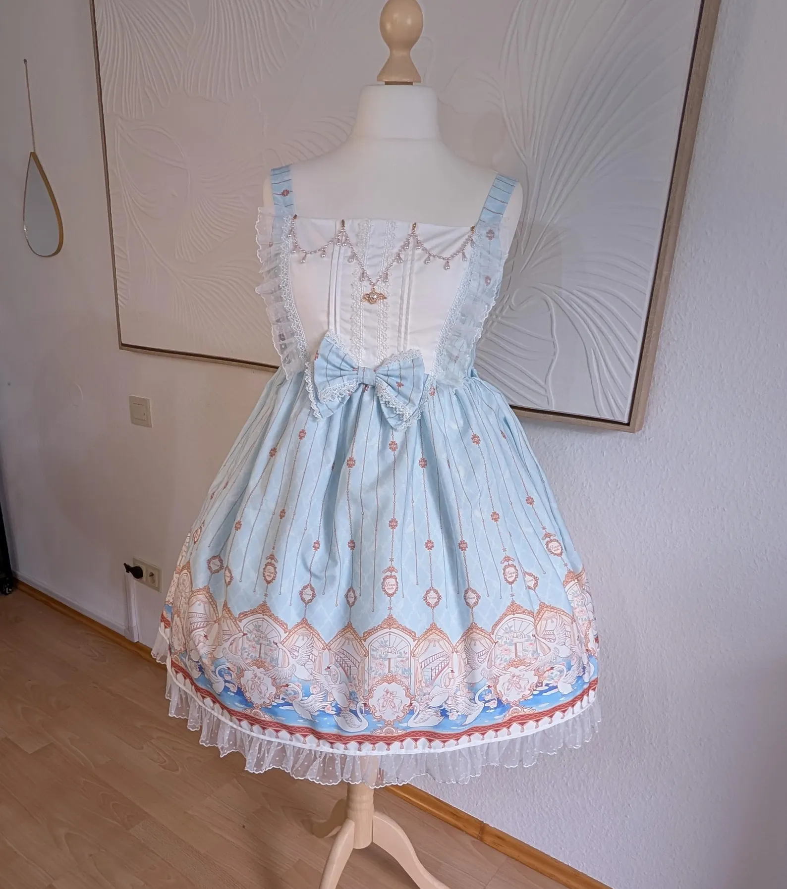 引*‧様 2026 Winter swan JSK set melody bas 01M1N4EHRXA5BQE8HFSS57PD3A.jpg