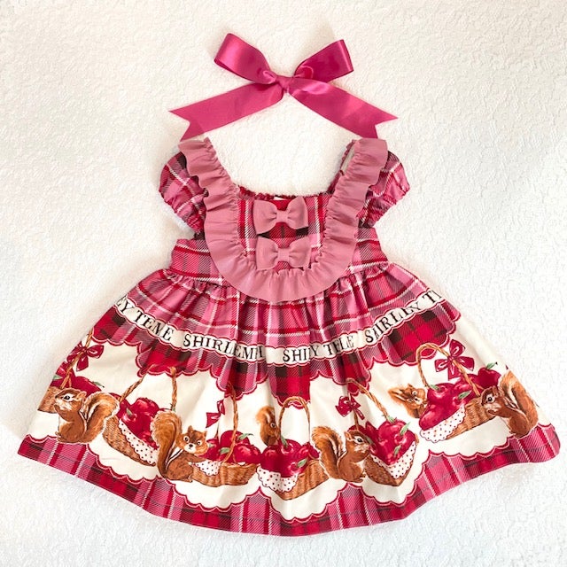 Baby ~ Squirrel & Apple Basket OP by Shirley Temple