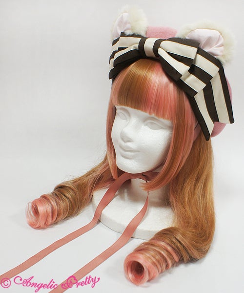 Present Bear Beret by Angelic Pretty