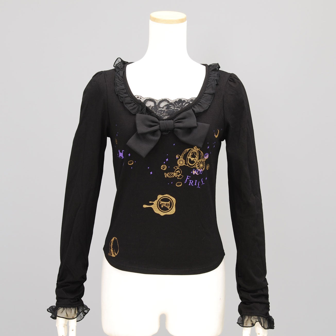 FRILL Ribbon & Lace Cutsew by h.NAOTO
