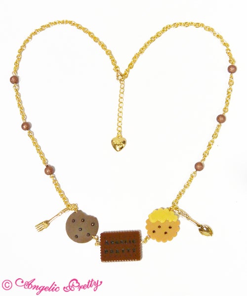 Cream Cookie Necklace by Angelic Pretty