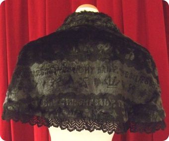 BABY,THE〜　ロゴファーケープ Baby Logo Fur Cape by Baby, the Stars Shine Bright