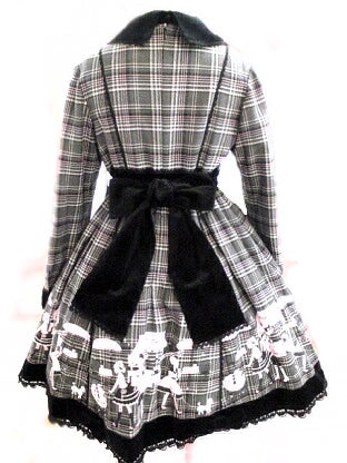 Candy-chan on a Walk (Osanpo Candy-chan) OP by Angelic Pretty