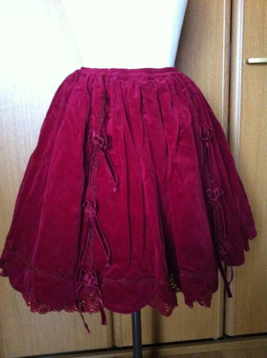 Velveteen Mini Rose Scallop Skirt by Innocent World