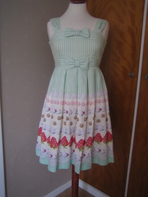 Decoration Cake Sleeveless OP by Emily Temple Cute