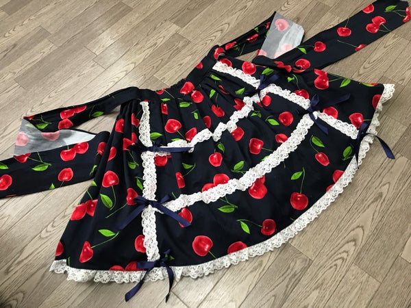 Cherry Print Front Lace Skirt by Metamorphose Temps de Fille