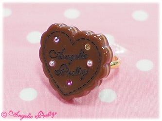 Wonder Cookie Ring (2011) by Angelic Pretty