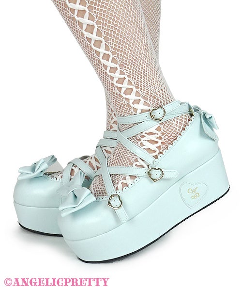 Dreamy Shoes (2020) by Angelic Pretty