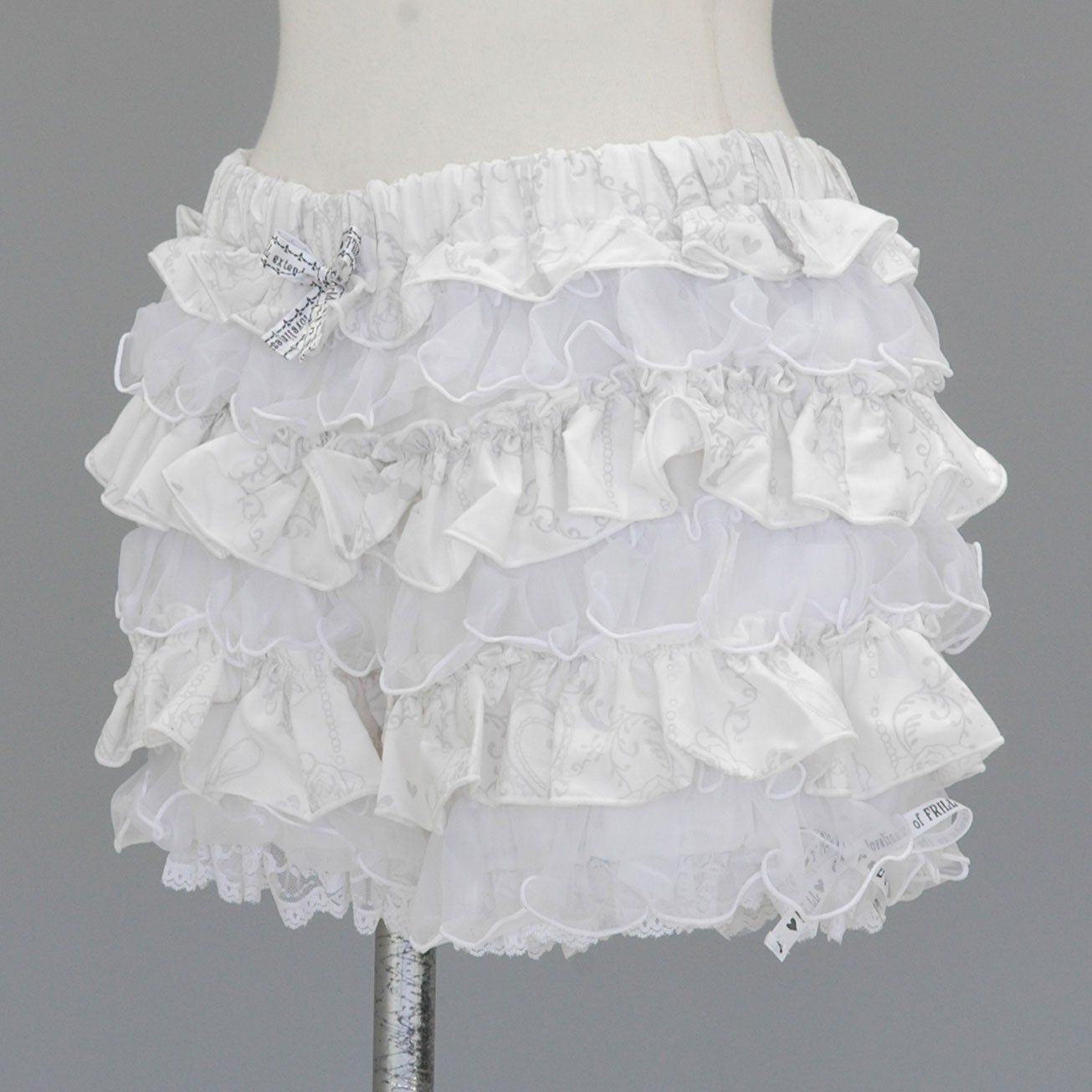 FRILL Fluffy Pumpkin Pants by h.NAOTO