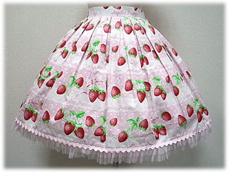 Strawberry Millefeuille Skirt by Angelic Pretty
