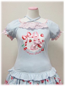 s*h様 Angelic Pretty☆チェリーベリーバニーカットソー s*h様 Angelic Pretty☆チェリーベリーバニーカットソー Cherry Berry