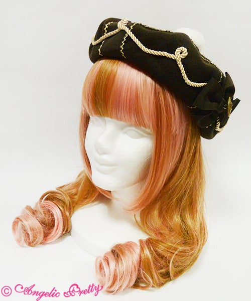 Crown Beret by Angelic Pretty