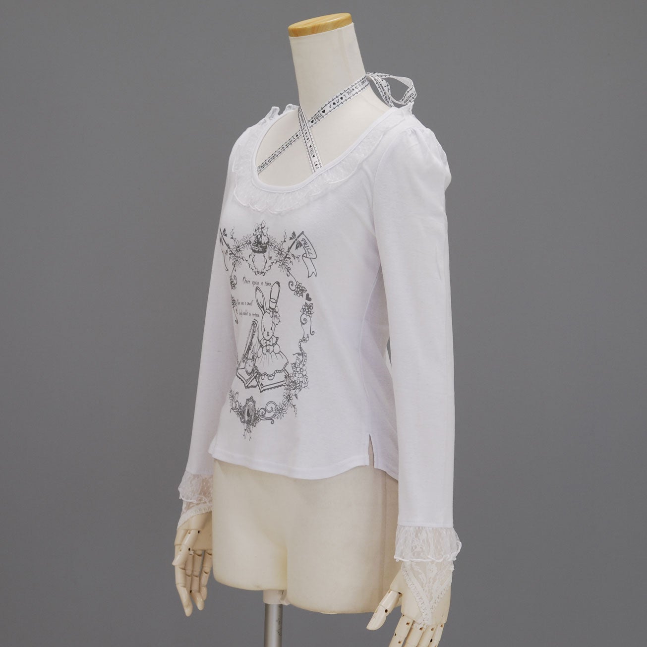 FRILL Halter Neck Cutsew by h.NAOTO