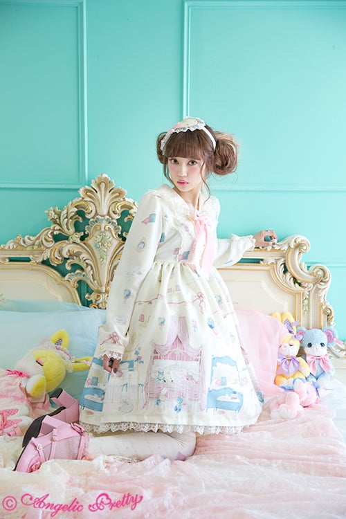 Daydream Bed OP (2017 2nd Release) by Angelic Pretty