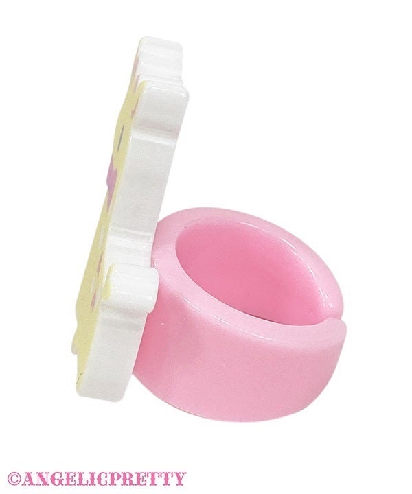 Compact Giraffe Ring by Angelic Pretty