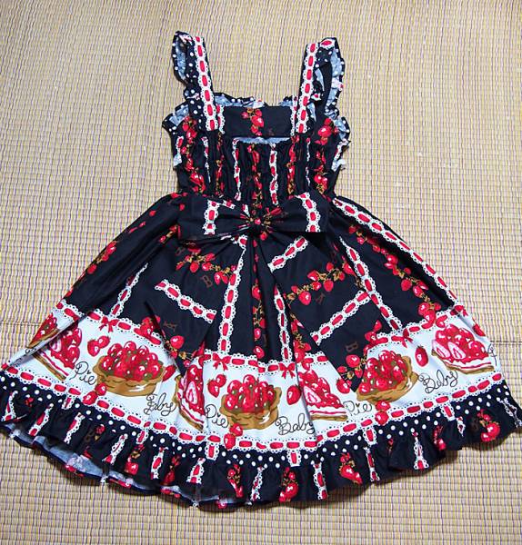 Strawberry Tart JSK Set by Baby, the Stars Shine Bright
