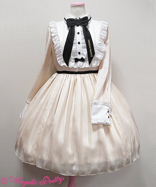 Vintage Doll Long Sleeved OP by Angelic Pretty