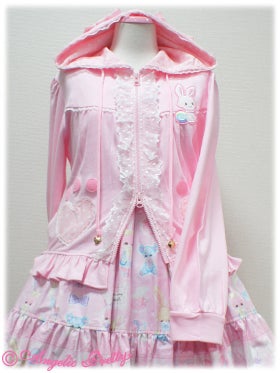 Wish me mell Emblem Parka by Angelic Pretty