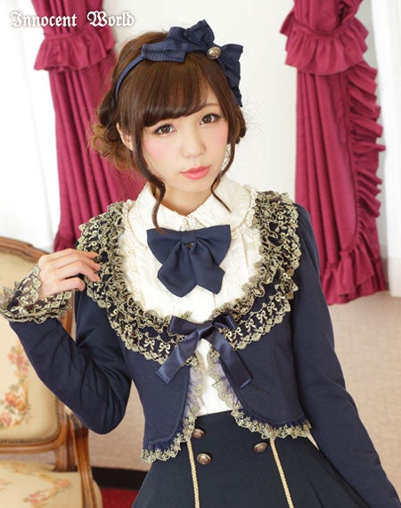 Ribbon Lace Millefeuille Bolero (2015) by Innocent World