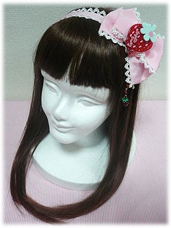 Angelic pretty いちごちゃんブローチ付リボンカチューシャ Strawberry
