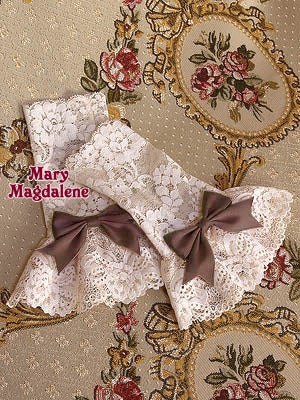Midi Lace Cuffs With Ribbon (2012) by Mary Magdalene
