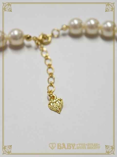 Crown Pearl Choker (2021) by Baby, the Stars Shine Bright