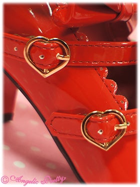 Enamel Chelsea Ribbon Shoes by Angelic Pretty