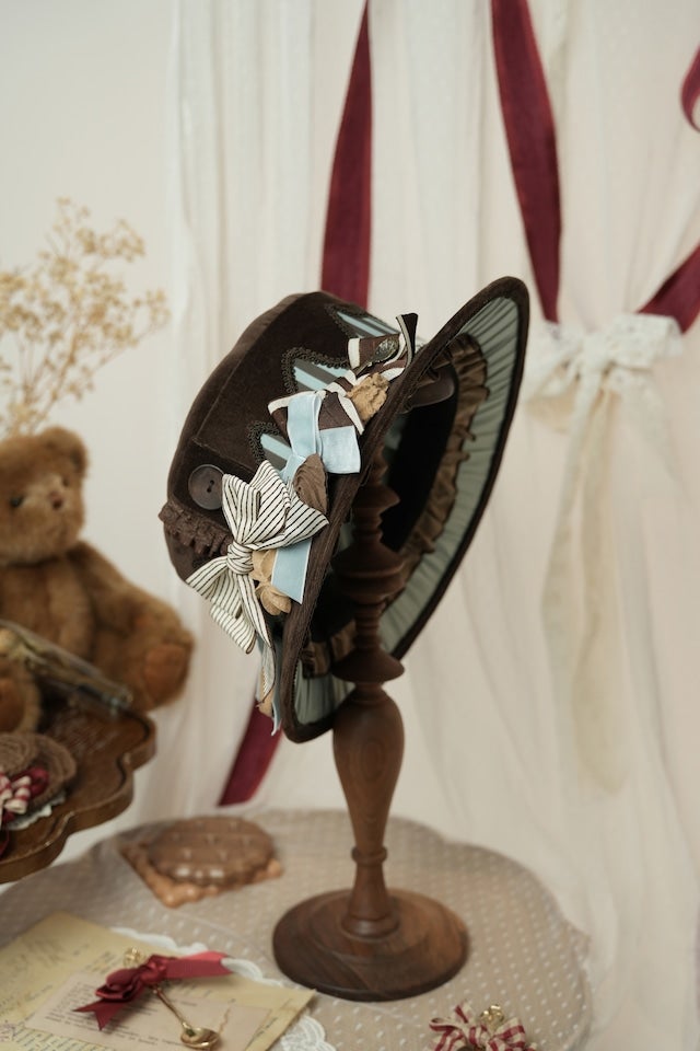 Hoshibako Works ~ Patissier's Holiday Hat & Clip Set by Chinese