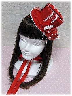 Candy Box Mini Hat by Angelic Pretty