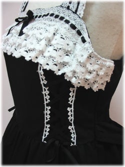 Vertical Pintuck JSK (2004) by Angelic Pretty