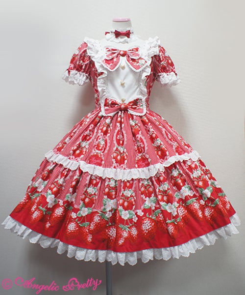 【新品未使用タグ付き】Berry Garden Tiered Dress Berry Garden Tiered OP by Angelic Pretty