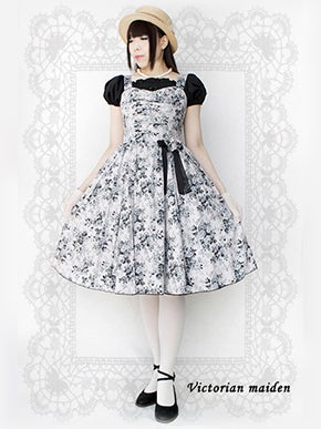 Victorian maiden フロント編み上げブラウス 生成 Front Lace-up Blouse (2015) by Victorian Maiden