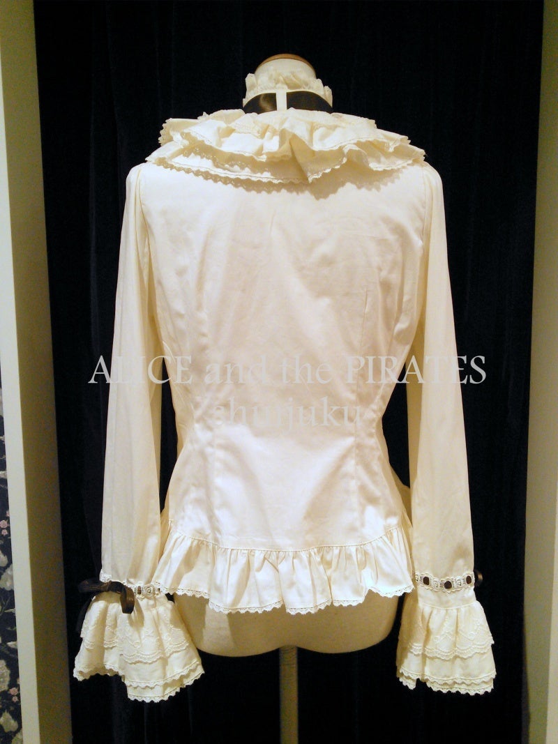 Rose Garden Memories Blouse by Alice and the Pirates