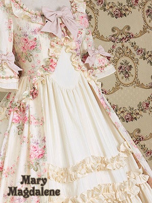 Fleur Antoinette OP (2012) by Mary Magdalene