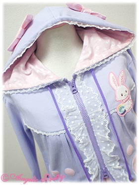 Wish me mell Emblem Parka by Angelic Pretty