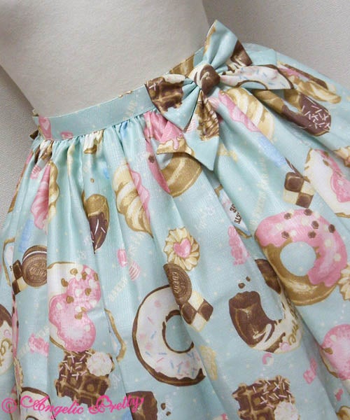 Baked Sweets Parade Skirt by Angelic Pretty