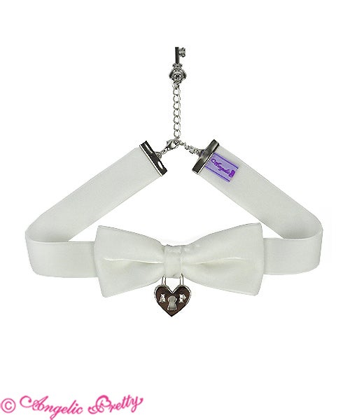 Bell Heart Choker by Angelic Pretty