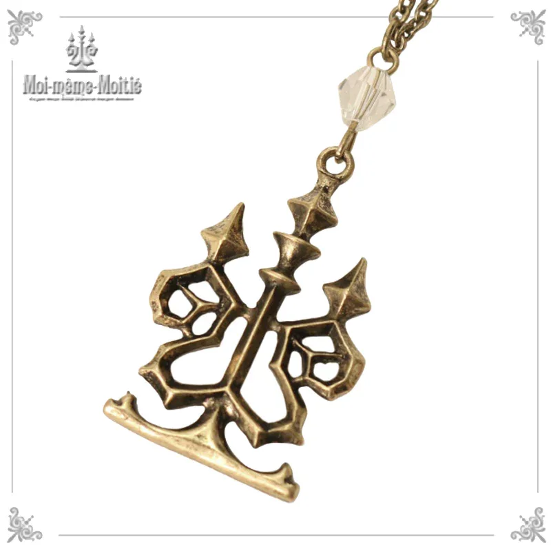 Moi-même-moitié モワティエ 燭台ネックレス アンティークシルバー Crystal Candelabra Necklace (2023) by Moi-même-Moitié