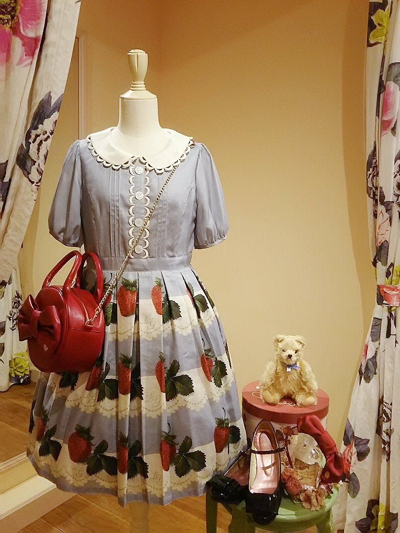 Antique Lace Strawberry OP by Leur Getter