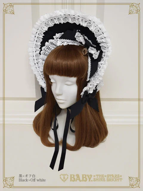 Eléonore Bonnet by Baby, the Stars Shine Bright