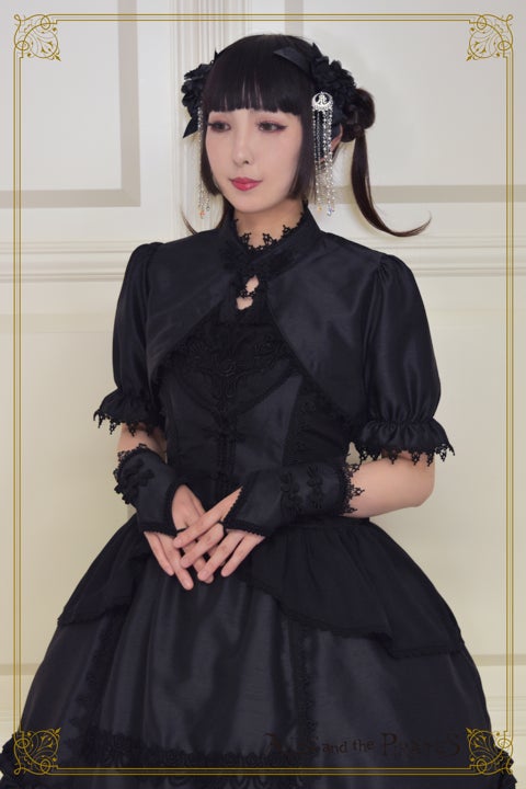 Black Rose Fantasia ~Flower in the Dark~ Bolero by Alice and the