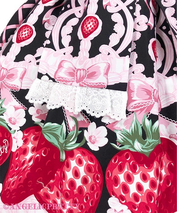 Decoration Strawberry Skirt by Angelic Pretty