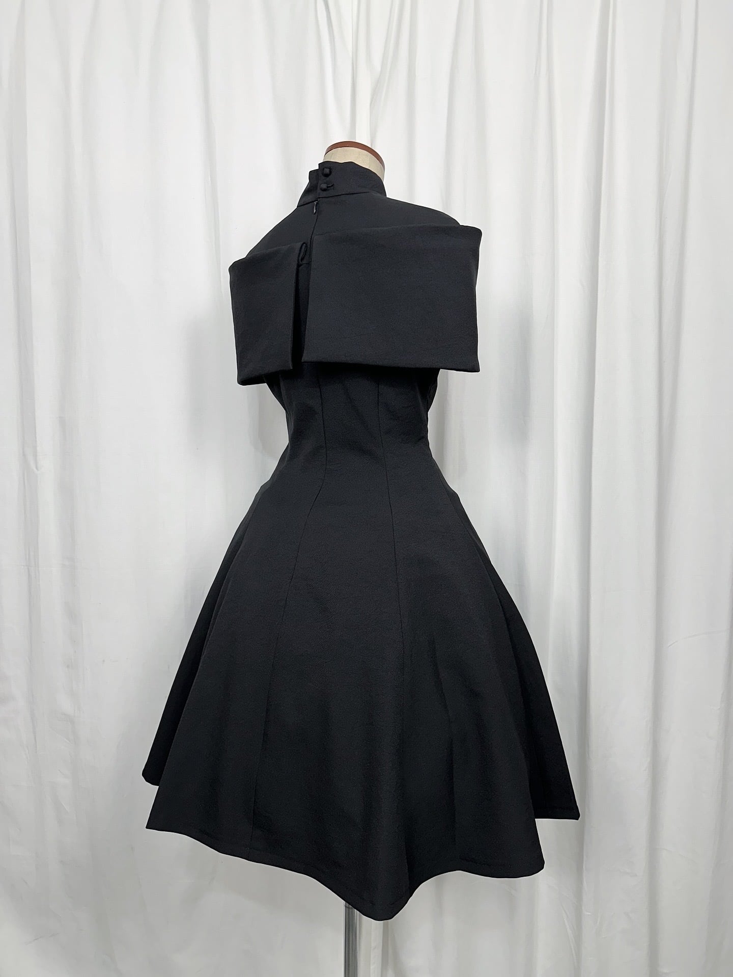 Giulietta Mini OP (Sleeveless) by Atelier Boz