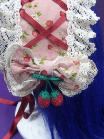 Strawberry Dolly Headdress by Angelic Pretty