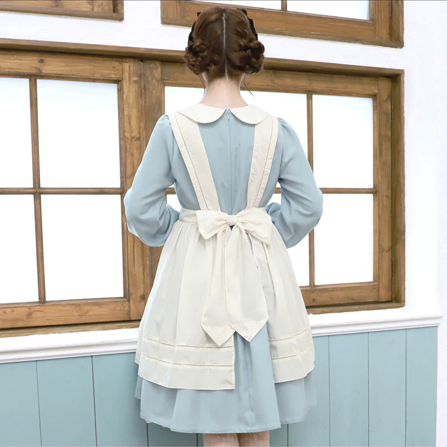 Alice Apron Long Sleeve Knee Length OP by Melody BasKet