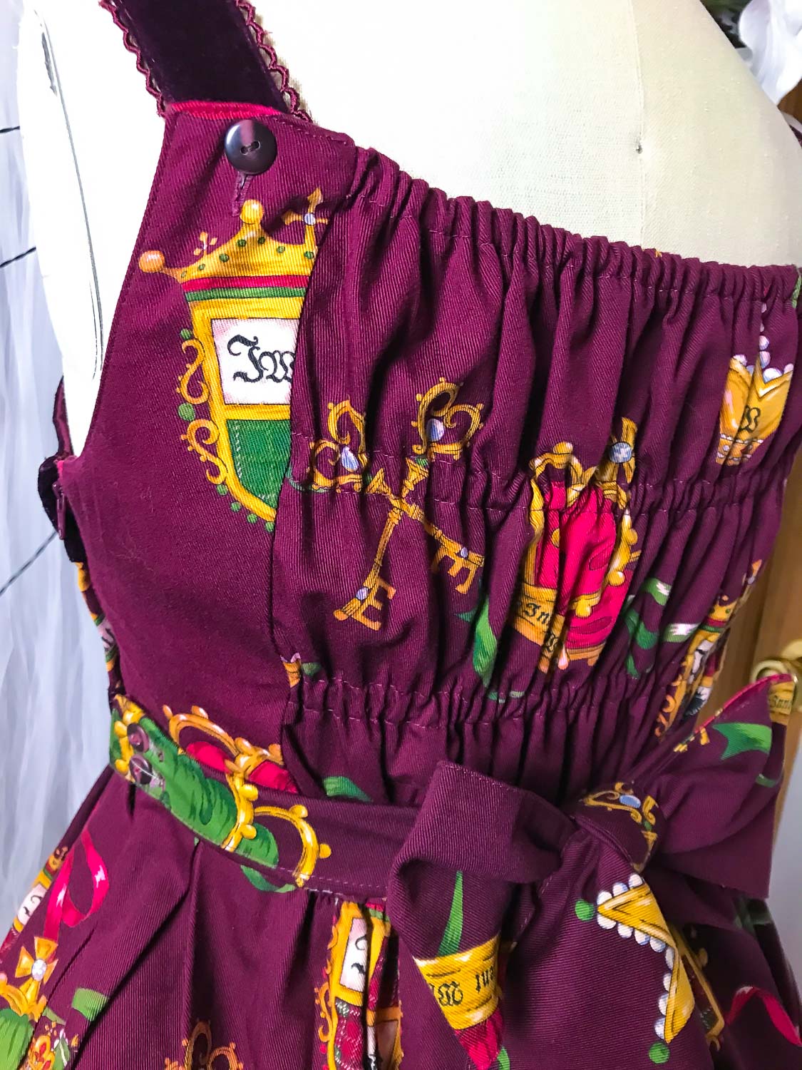 Emblem High Waist JSK by Innocent World
