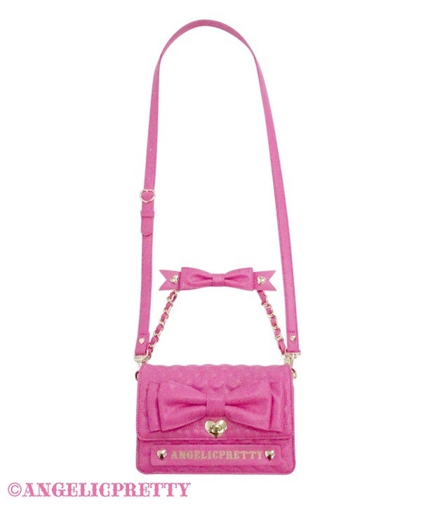 Heart Quilted Pochette (2024) by Angelic Pretty