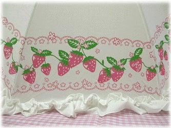 Strawberry Print Umbrella (2007) by Angelic Pretty