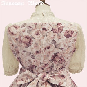 Queen Elizabeth Rose OP by Innocent World